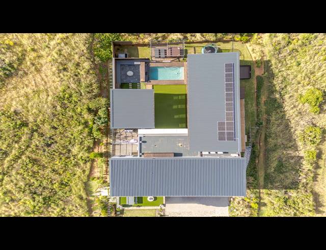 5 BEDROOM HOUSE FOR SALE IN ZULULAMI LUXURY COASTAL ESTATE